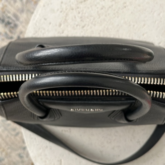 Givenchy Antigona Small Black - Picture 9 of 10
